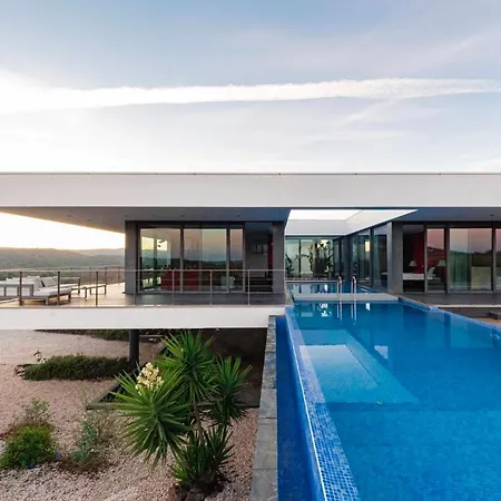 Villa Sernadinha Lux Lagos